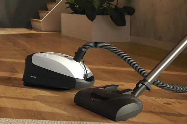 classic_c_cat__dog_powerl_1.webp Miele Classic C1 Cat & Dog Powerline - Sbbn0