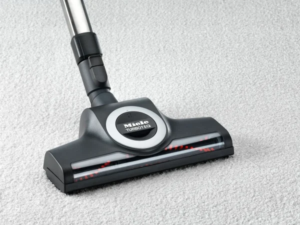 Miele Classic C1 Turbo Team Powerline - Sban0