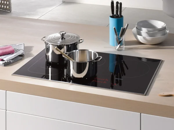 km__2-3.webp Miele Km 6370
